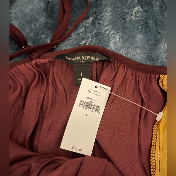 Banana Republic burgundy and gold flowy colorblock top - Picture 2 of 7